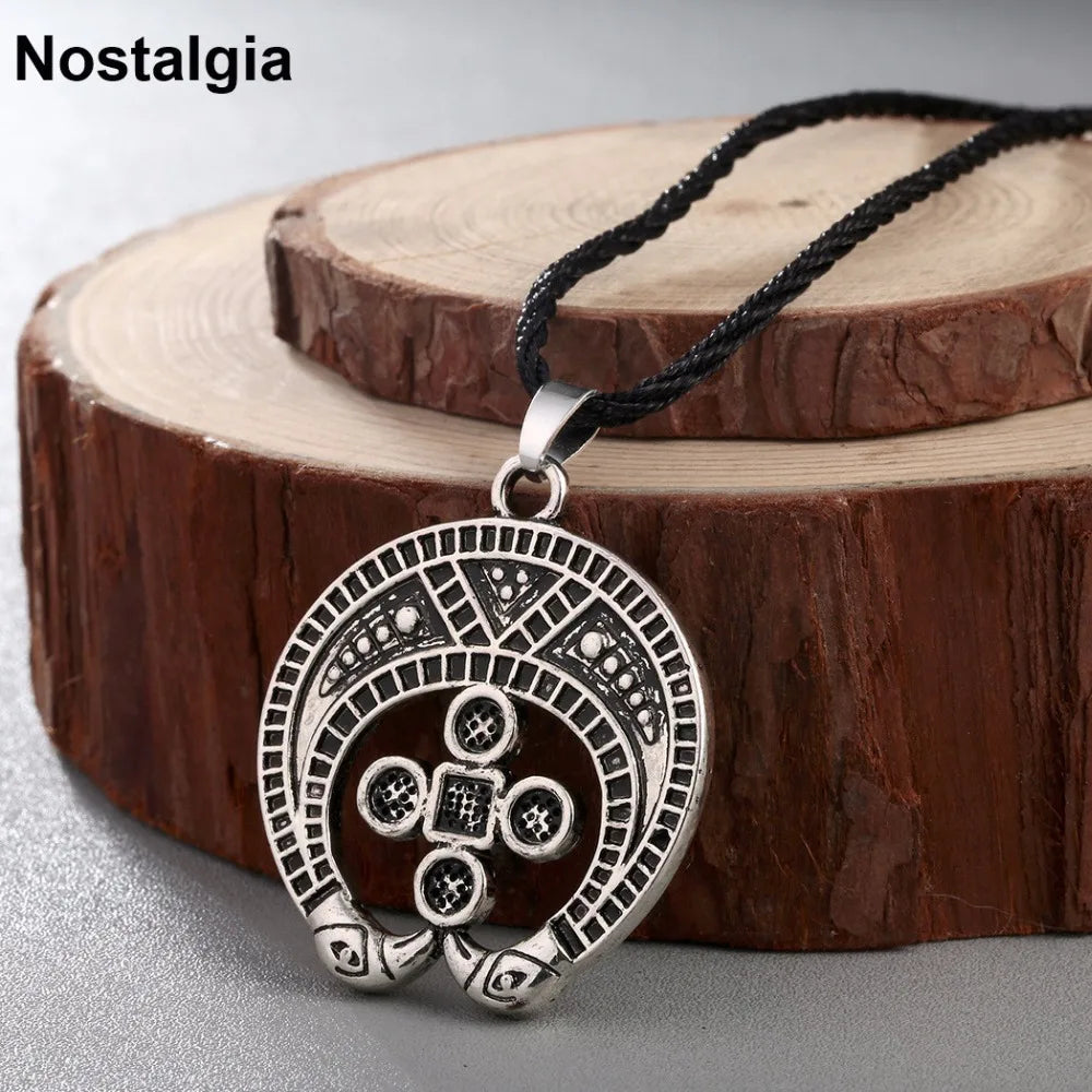 Nostalgia Slavic Amulet Charm Woman Chains Necklace Men Lunnitsa Symbol Viking Raven Runes Pagan Jewelry