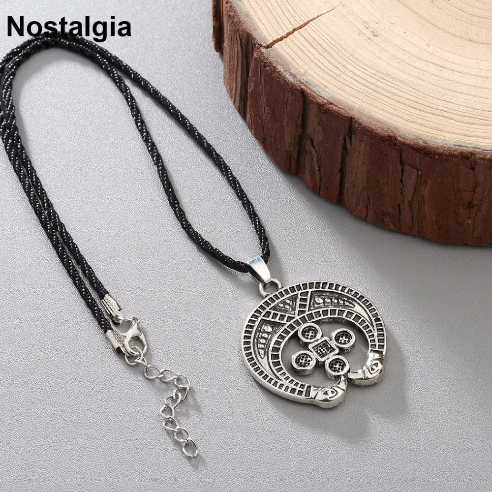 Nostalgia Slavic Amulet Charm Woman Chains Necklace Men Lunnitsa Symbol Viking Raven Runes Pagan Jewelry