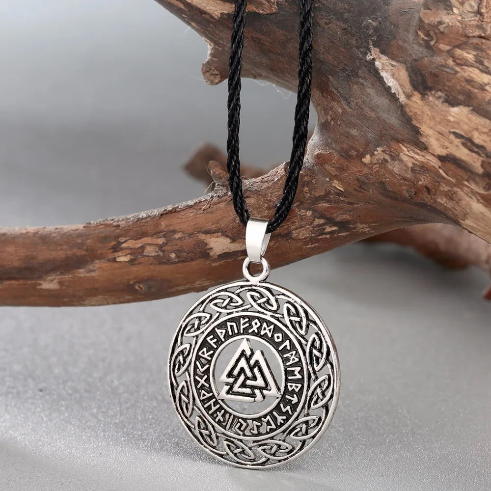 Cxwind Retro Infinity Knots Runes Necklace For Men Runic Norse Valknut Vikings Wikinger Antique Charm Pendants Necklaces Coiler