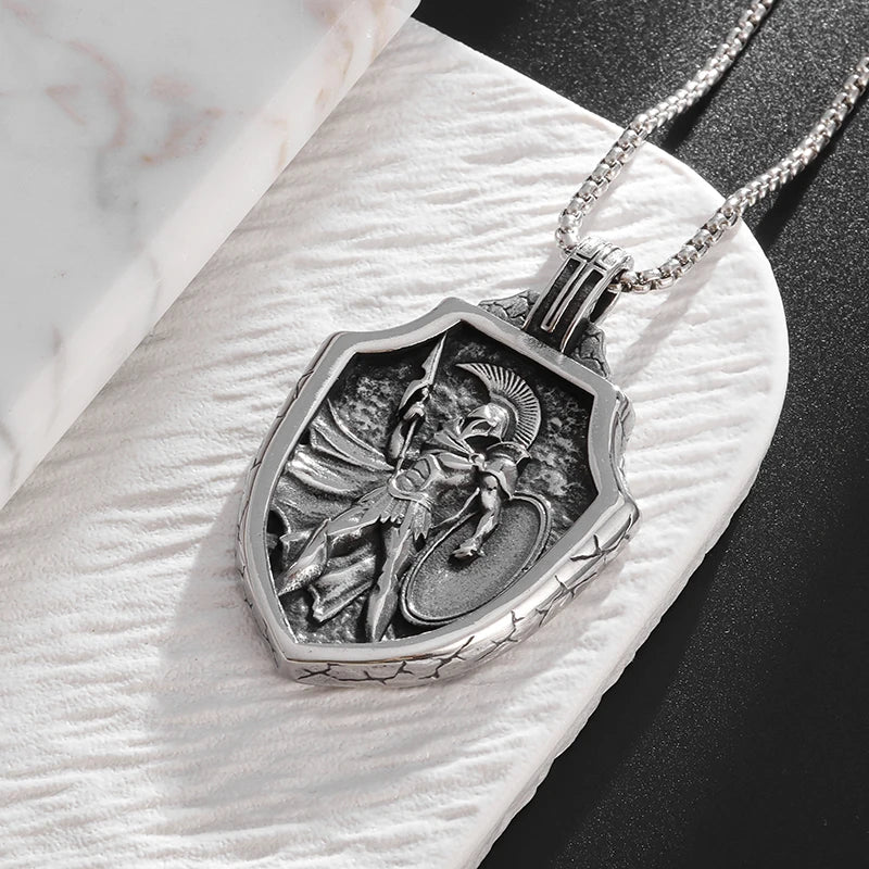 Retro Greek Spartan Warrior Pendant Necklace for Men Ancient Roman Gladiator Necklace Fashion Charm Jewelry Gift