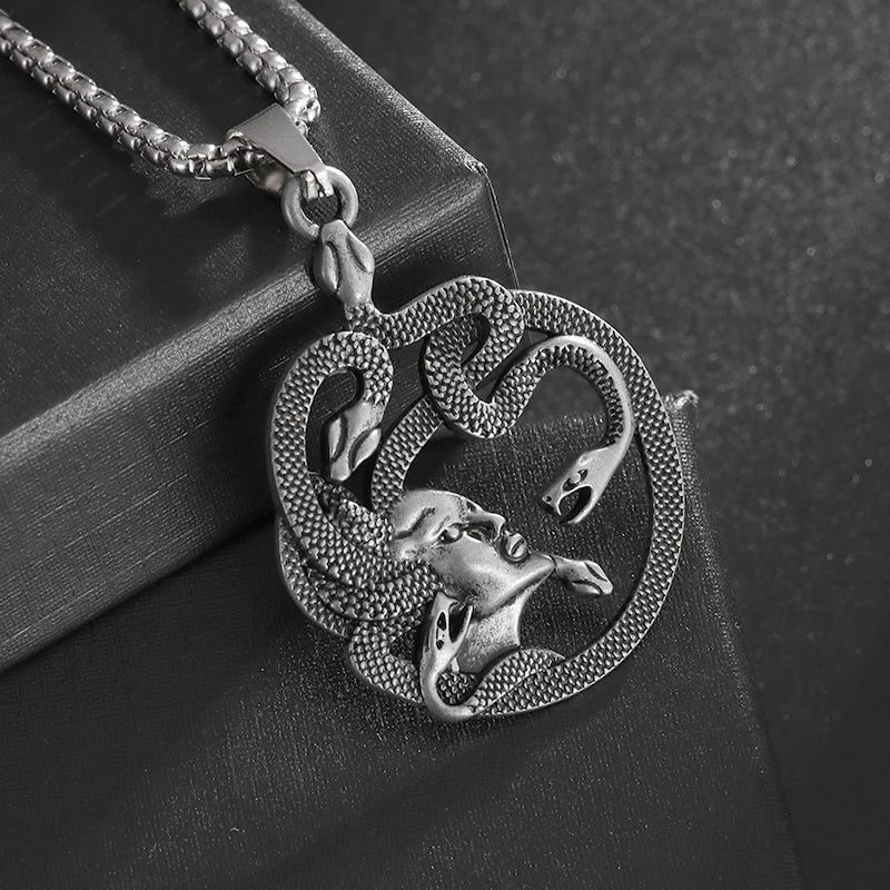 Vintage Egyptian Mythology Snake Woman Medusa Pendant Necklace Men and Women Fashion Hip Hop Accessories