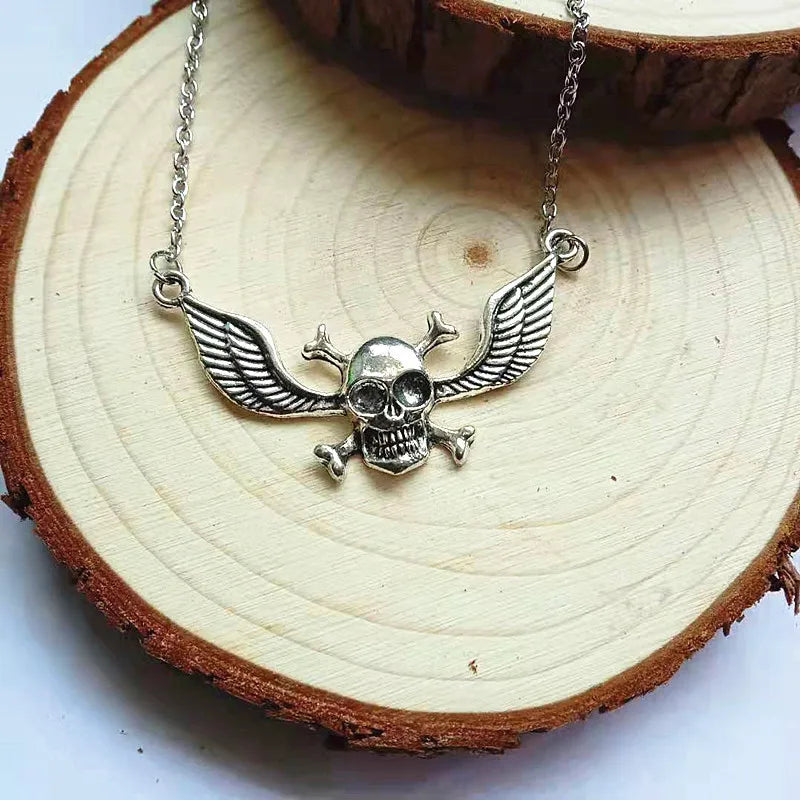 Pirates of The Caribbean Necklace Jack Sparrow Wing Pendant  Aztec Skeleton Skull Heads Pendant  Vintage Jewelry Wholesale