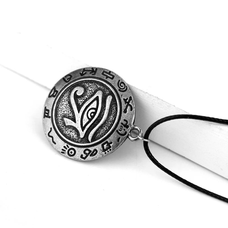 Ancient Egypt Symbol Necklace Vintage Egyptian Pharaoh Eye of Horus Pendant Necklaces For Women Fashion Jewelry