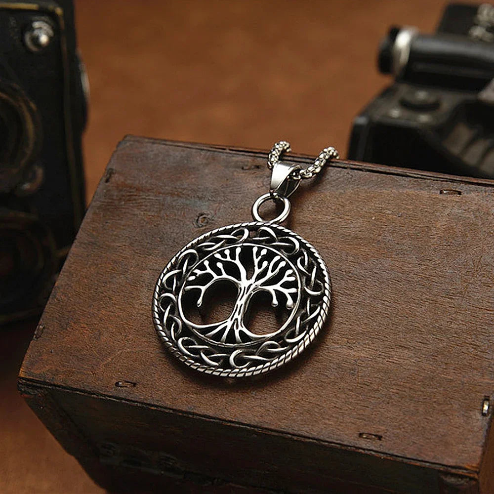 Vintage Stainless Steel Tree of Life Pendant Nordic Mythology Odin Celtics Knot Necklace Men's Chain Fashion Viking Jewelry Gift