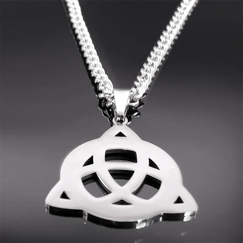 Viking Runes Triquetra Pendant Necklace Celtic Witch Knot Symbol Holy Trinity Necklaces Stainless Steel Ancient Amulet Jewelry